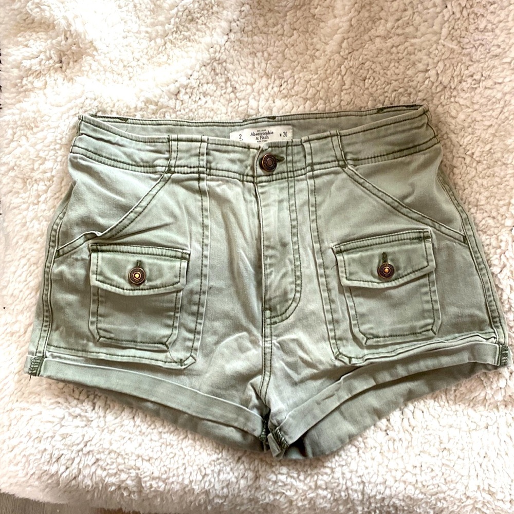 Size 2 Abercrombie &finch shorts W 26